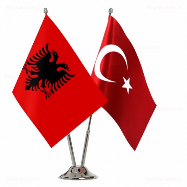 Arnavutluk 2 li Masa Bayrak