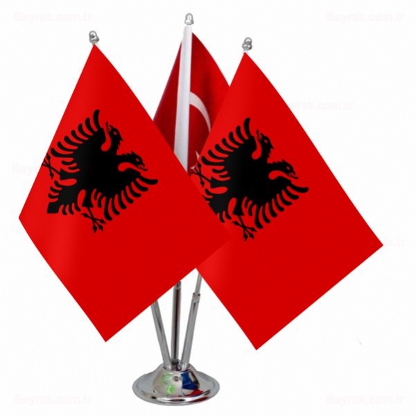 Arnavutluk 3 l Masa Bayrak