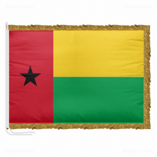Gine Bissau Saten Makam Bayrak
